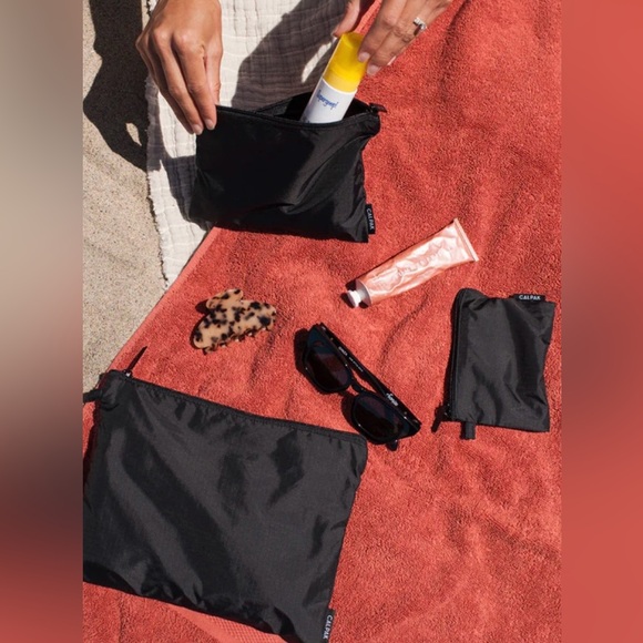 CalPak Compakt Zip Pouch Set - Picture 4 of 8